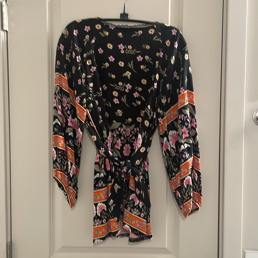 Multi color top